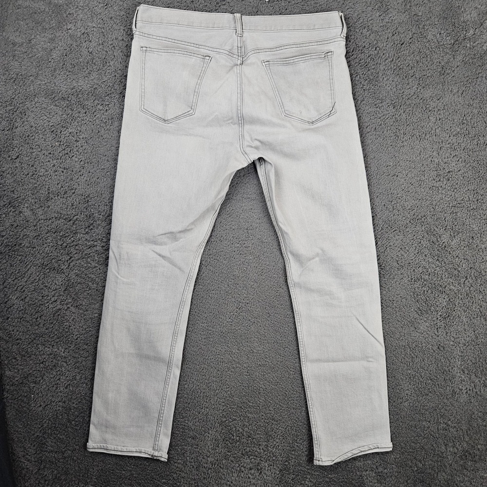 Banana Republic Mens Slim Fit Light Gray Denim Jeans 36x34 - Picture 7 of 8